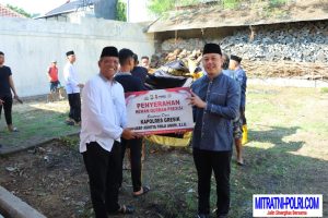 Tradisi Kebahagiaan Idul Adha, Kapolres Gresik Bagikan 86 Hewan Kurban