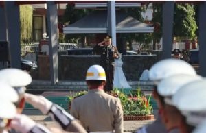 Puncak Peringatan Hari Bhayangkara ke -78 Polres Trenggalek Menggelar Upacara Bersama di Alun – Alun Trenggalek
