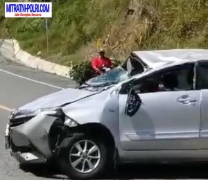 Toyota Avanza Ringsek Usai Terguling-Guling di JLS ( Jalur Lintas Selatan ) Desa Tasikmadu Watulimo Trenggalek
