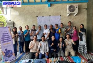 Gelar PKM di Desa Tawangsari, Dosen Prodi S1 Ekonomi Unesa Memberikan Pelatihan Digitalisasi Pengelolaan Data