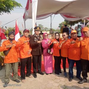 Camat Purwasari ,Karawang Muhana,S.S.T.P,, M.M. Pimpin Upacara HUT RI ke 79.