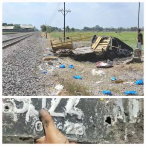 Naas !!! Truck Bermuatan Garam Tertabrak KA Argo Semeru.