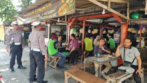 Polsek Dukuh Pakis Berikan Himbauan Bahaya Judi Online