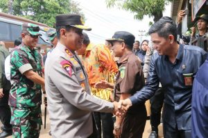 Kapolda Sumsel Bersama Pangdam II/Sriwijaya Dan Pj Gubernur Sumsel Melaksanakan Pemantauan Lapangan Dalam Rangka Memastikan Kesiapan Pelaksanaan Pilkada Serentak tahun 2024 di Wilayah Kabupaten Banyuasin,Ogan Ilir, dan Kota Palembang
