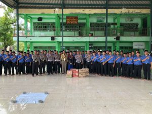 Satlantas Polres Gresik Gandeng Ponpes Mambaus Sholihin untuk Tingkatkan Keselamatan Berlalu Lintas