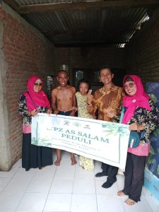 Baksos Team UPZ BAZNAS Assallam di Desa Sidojangkung, Kecamatan Menganti.