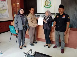 Dugaan Korupsi BLT DD ( Dana Desa ) Dua Kepala Dusun Desa Morowudi Kecamatan Cerme Dilaporkan ke Kejari Gresik