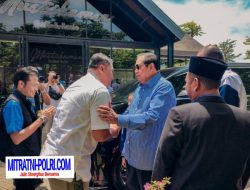 Dandim Gresik Sambut Kedatangan SBY Presiden RI ke-6 di Kabupaten Gresik