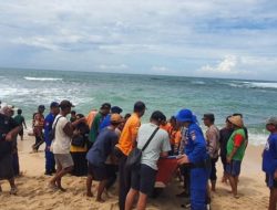 13 Siswa SMP Mojokerto Terseret Ombak di Pantai Drini, 3 Tewas dan 1 Hilang