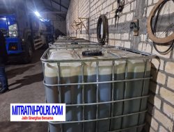 Diduga Gudang PT Bahari Bangkit Jaya di Desa Domas Menganti Gresik Menimbun BBM solar 2000 liter di gerebek Tipidter Polres Gresik
