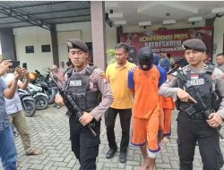 Tiga Pelaku Pembunuhan Gadis di Sumobito Dibekuk,Satu Ditembak Kakinya
