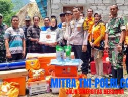 Kapolres Ponorogo Pantau Langsung Rumah Tertimpa Batu Besar