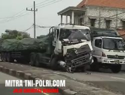 Dugaan tak Perhatikan Haluan dan Jaga Jarak, Sebuah Truk Menabrak Truk Lain di Lamongan