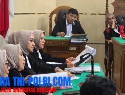 Perkara Dosen Bunuh Suami, Keterangan Saksi Berbelit-belit