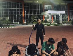 Gercep ! Tim Raimas Kalam Munyeng Polres Gresik Amankan Remaja Gagalkan Rencana Tawuran Antar Geng