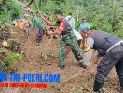 Banjir Bandang Hantam Mojo Kediri, Lansia Hilang, Rumah Hancur, Belasan Ternak Hanyut