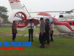 Helikopter Direksi Gudang Garam Kediri Landing Darurat di Jombang