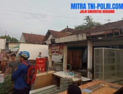 Sijago Merah Lalap 2 Warung di Jombang Hingga Ludes 