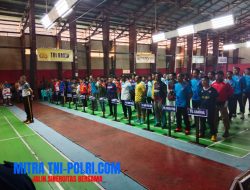 Pertandingan Bulutangkis Semarakkan HUT Bhayangkara ke-79 Polda Papua Tengah