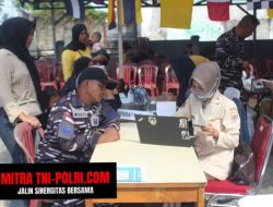 Bentuk Kepedulian TNI AL Berikan Pelayanan Medis Gratis Untuk Warga Maritim Pangkalbalam