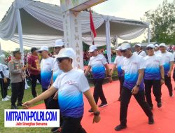 Tidak Mau Kalah dengan yang Muda, K3S Menganti Gresik Ikuti Gerak Jalan Semarakkan HUT RI ke 80