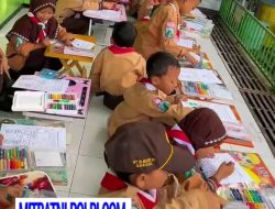 UPT SDN 219 Gresik Peringati Hari Pramuka ke-64 : Satyaku Kudarmakan Darmaku Kubaktikan