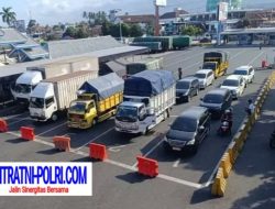 Angin 30 Knot Hentikan Semua Kapal, Layanan Penyeberangan Ketapang Ditutup Mendadak!