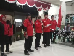 143 Pelajar di Dukuh Pakis Terima Bantuan PIP Aspirasi Mbak Puti