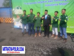 BUPATI GRESIK MENJADI INSPEKTUR UPACARA HARI PERHUBUNGAN NASIONAL TAHUN 2025, MENJADIKAN MOMENTUM KANTOR KSOP KELAS II GRESIK DAN INSAN PERHUBUNGAN DALAM MENGIMPLEMENTASIKAN BAKTI TRANSPORTASI UNTUK NEGERI