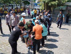 Kantor KSOP KELAS II Gresik Bersama Keluarga Besar Insan Maritim Gresik Gelar Bakti Sosial ,Bangun Kepedulian Sosial