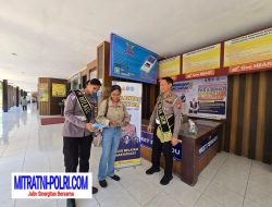 Samsat Surabaya Timur Berikan pelayanan prima Melalui polantas Menyapa.