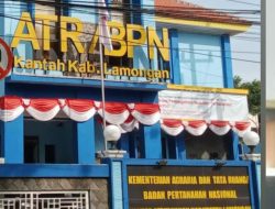 Terlihat Adu mulut Petugas ATR / BPN dan Jurnalis di Lamongan saat Liput Warga  Tanyakan SHM