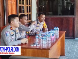 Keluarga Korban Laka Lantas Datangi Polres Nabire Minta Penjelasan Kronologi