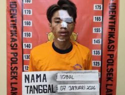 Usai di Tabrak Pemilik, Pencuri Motor Babak Belur Dihakimi Warga