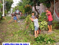Dari Warga untuk Warga, Dukuh Kupang 16 Surabaya Rutin Bersihkan Lingkungan