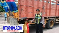 Laka Maut Pengendara Motor Tewas Tabrak Truk di Pancer Banyuwangi